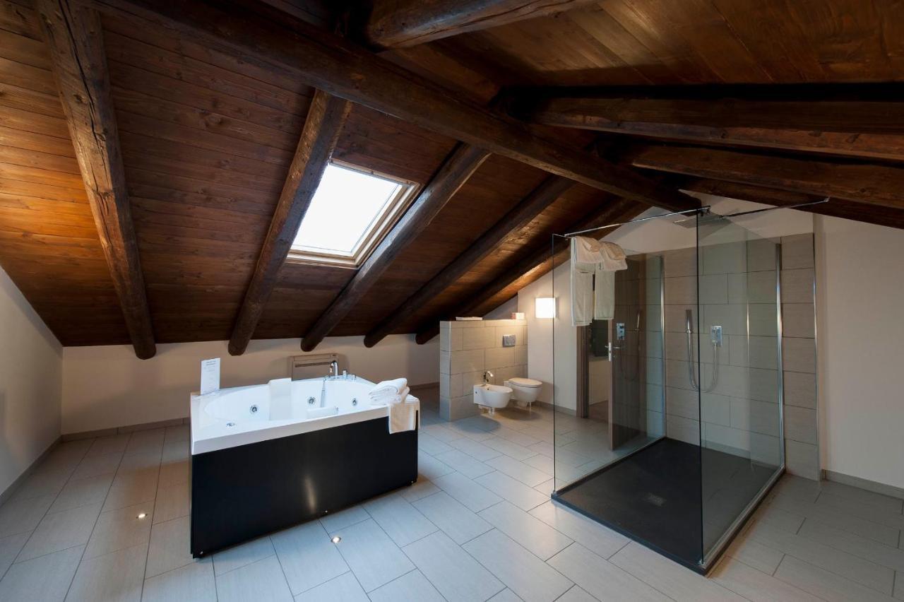 Hotel Ultimo Borgo Сеттімо-Торінезе Екстер'єр фото