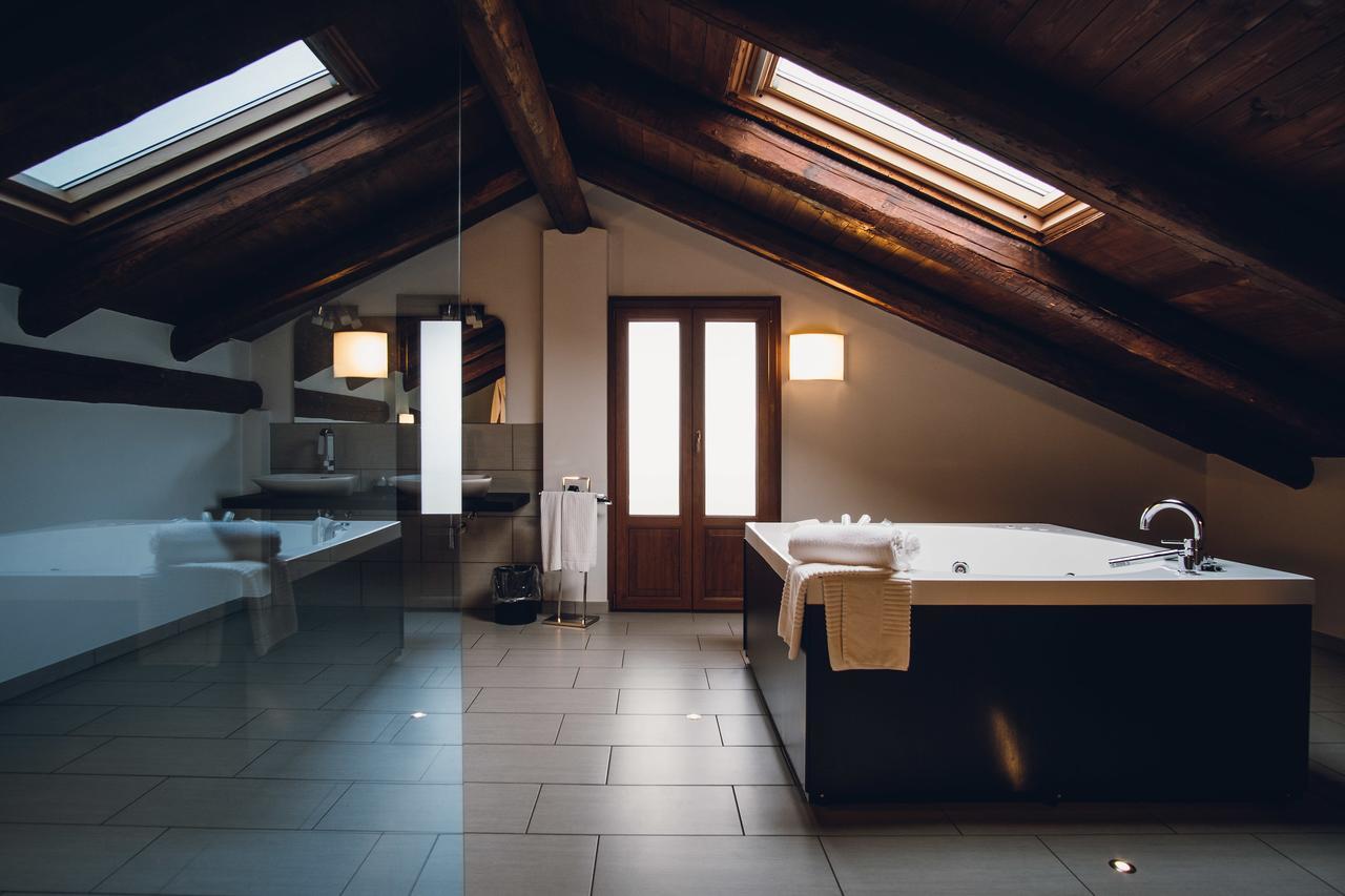 Hotel Ultimo Borgo Сеттімо-Торінезе Екстер'єр фото